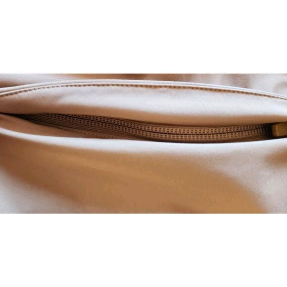 Lululemon Relaxed Fit Rain Shell Jacket Womens Medium Beige Camel Drawstring S/P - Picture 4 of 16